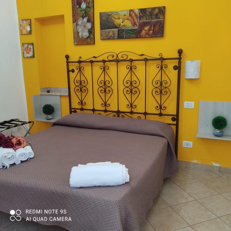 Villa Dolce Vita Rooms Castelluzzo Exterior photo